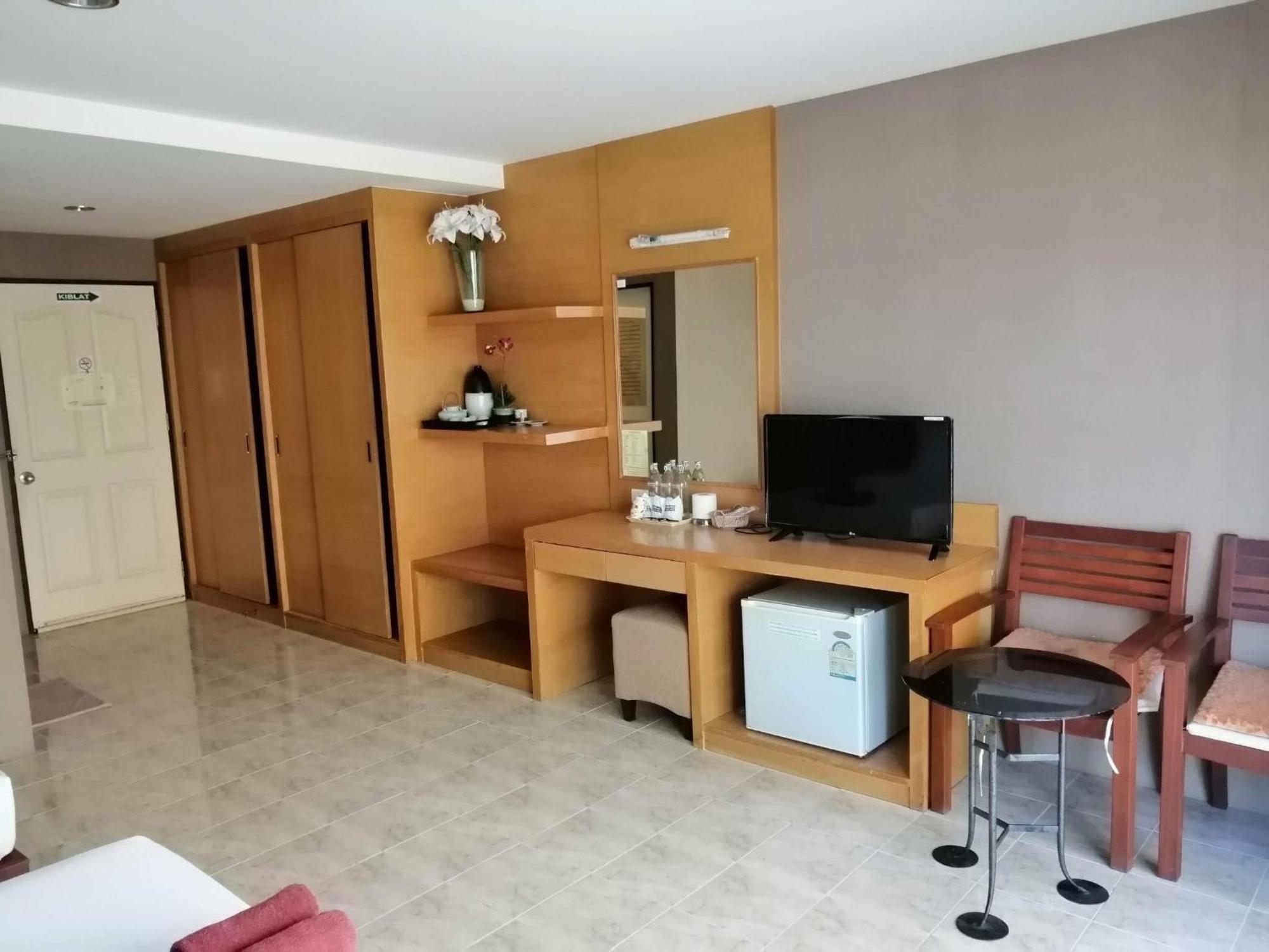 Pearl Place Hotel Хатъяй Экстерьер фото