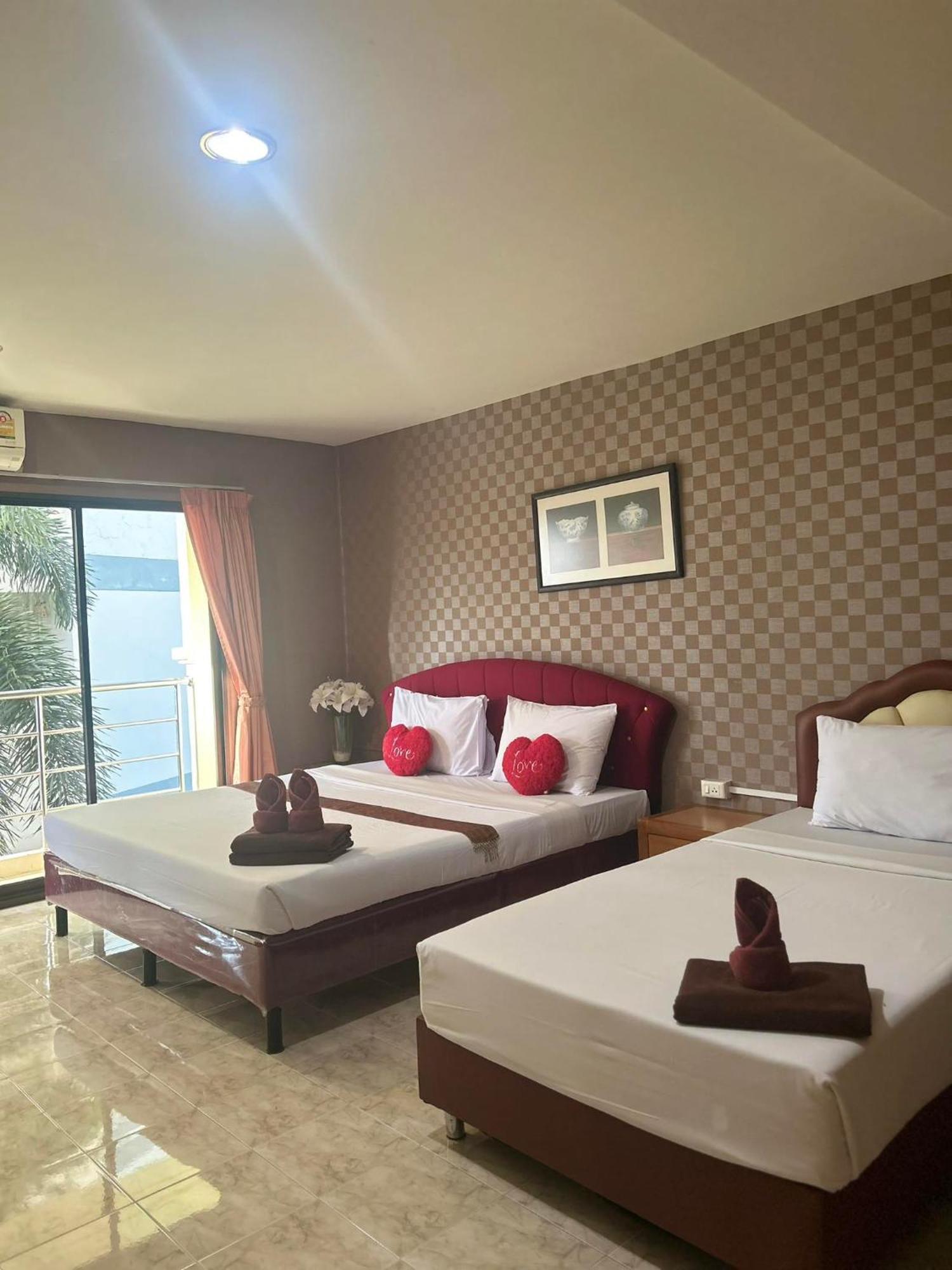 Pearl Place Hotel Хатъяй Экстерьер фото