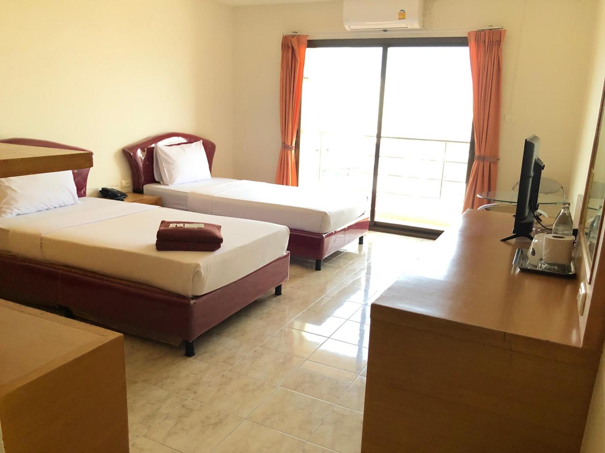 Pearl Place Hotel Хатъяй Экстерьер фото