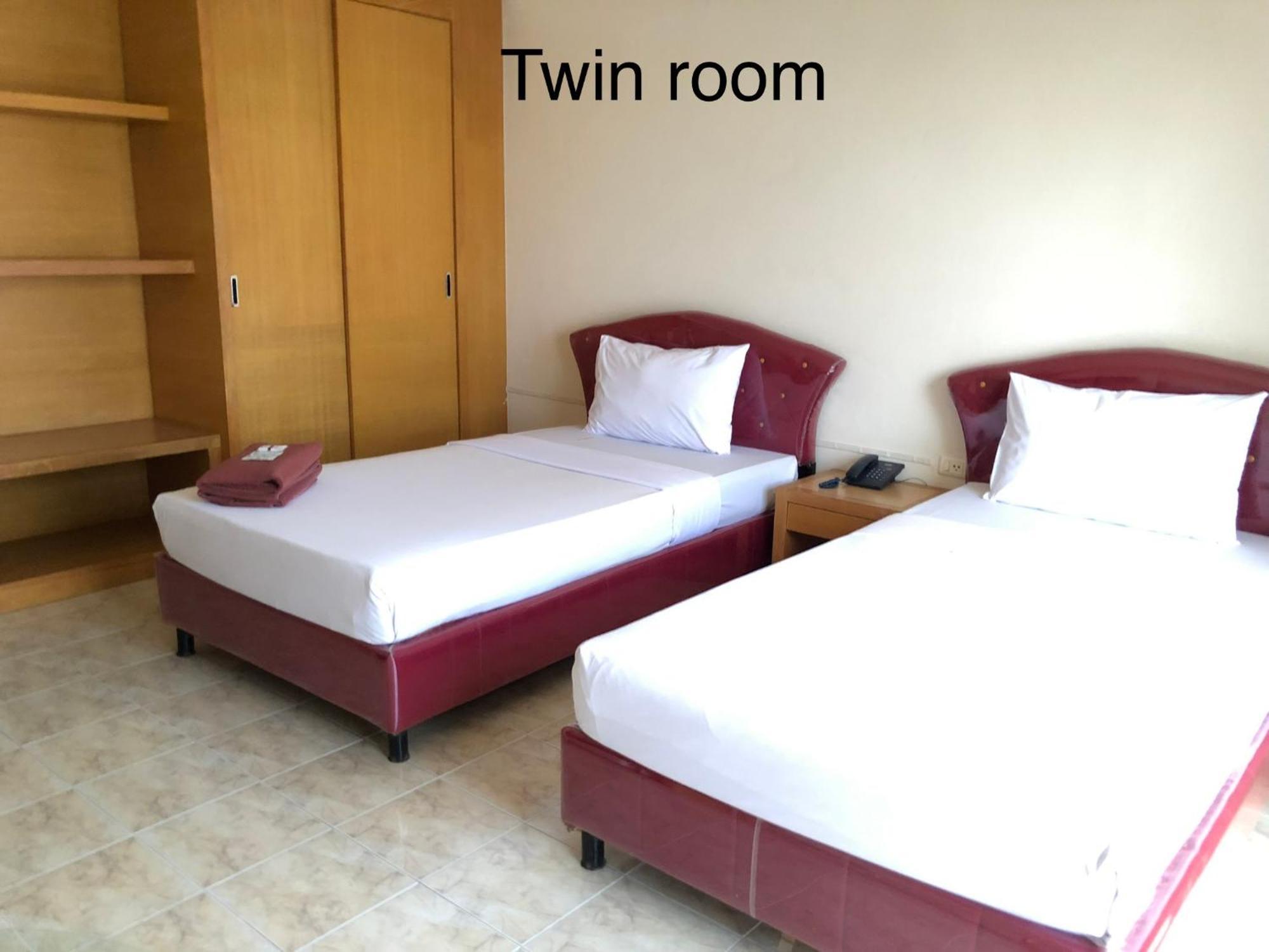 Pearl Place Hotel Хатъяй Экстерьер фото